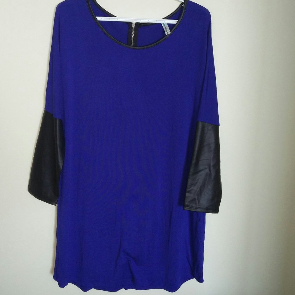 Auditions Blue and Black Dress L